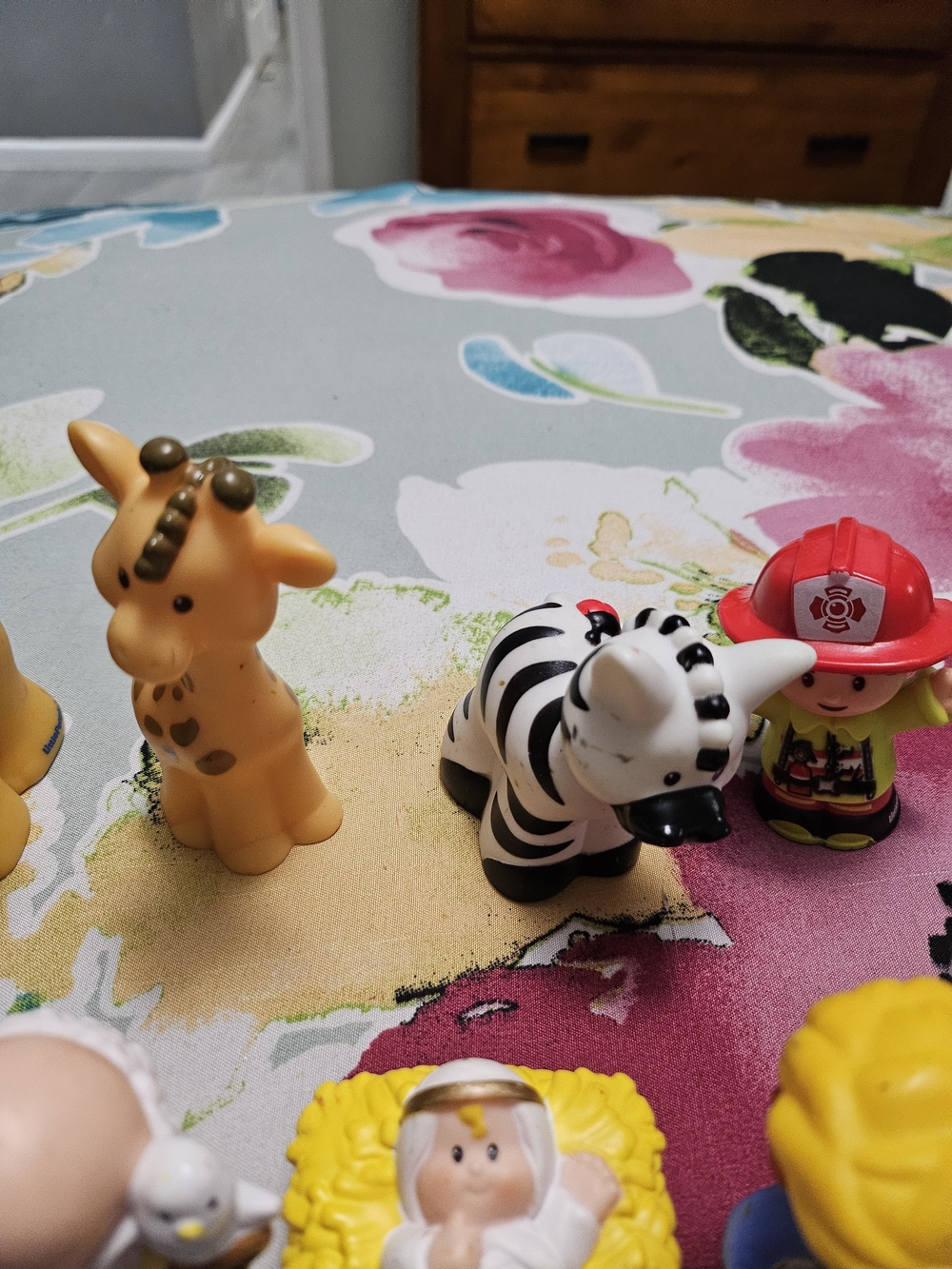 12-Piece Kids Animal & Character Figure Set - Multicolor - Picture 7 of 10